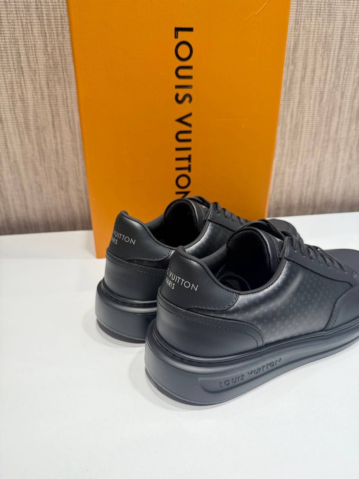 Louis Vuitton Siyah Deri Sneaker — görsel 5/6