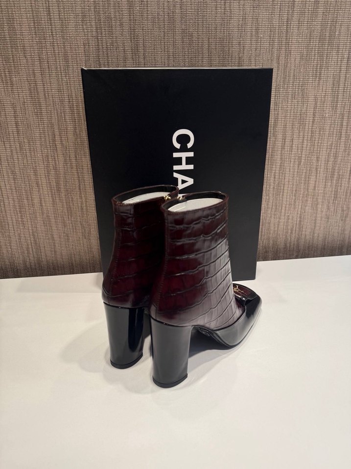 Chanel Koyu Bordo Çıtır Deri Topuklu Bot — görsel 3/6