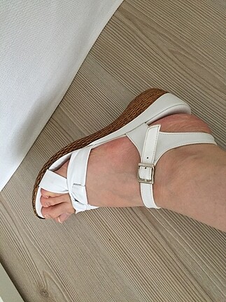 Diğer Beyaz Sandalet