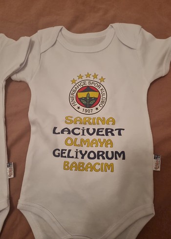 3 Ay Beden beyaz Renk Fenerbahçe Baskılı Bebek Kısa Kollu Body