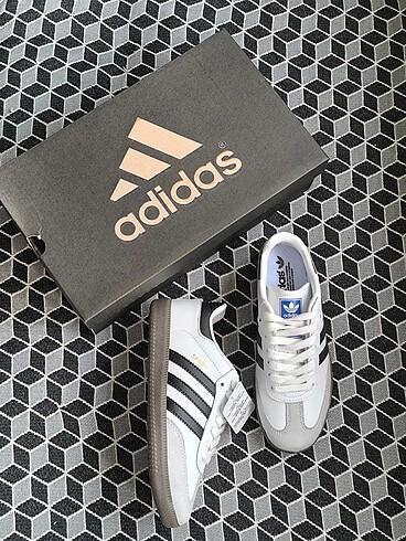 Adidas Samba