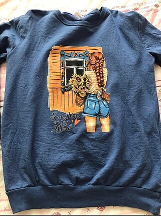 Sweatshirt