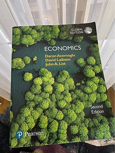 ECONOMİCS DARON ACEMOĞLU