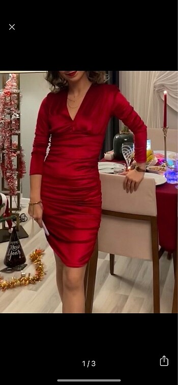 Kadife kırmızı elbise