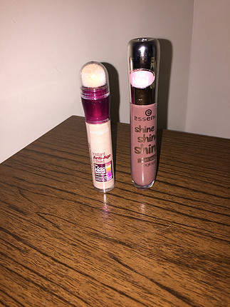 Maybelline Kapatıcı + lipgloss 