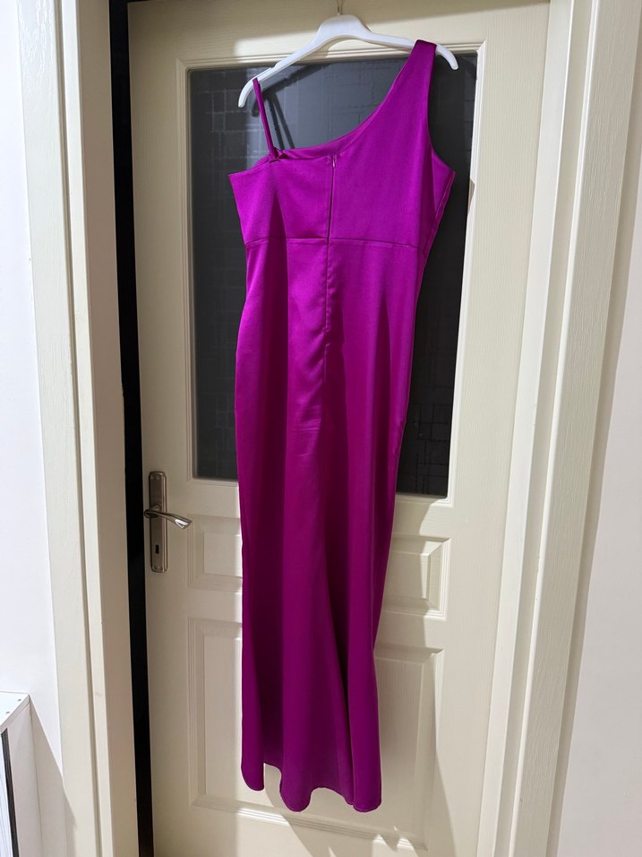 Parlak fuşya tek omuz Uzun Abiye Elbise - Görsel 2