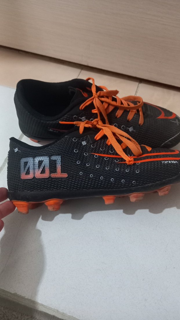 Turuncu Bağcıklı Erkek Futbol Ayakkabısı - Görsel 3