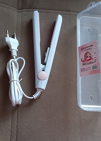 Seyahat tipi mini düzleştirici 