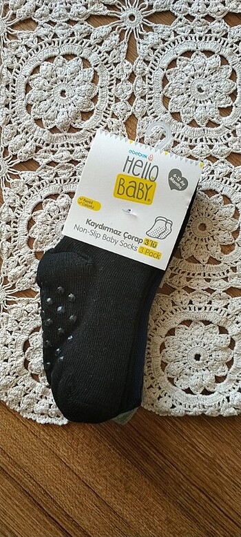 Hellobaby kaydırmaz çorap 3lü