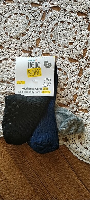 HelloBaby Hellobaby kaydırmaz çorap 3lü