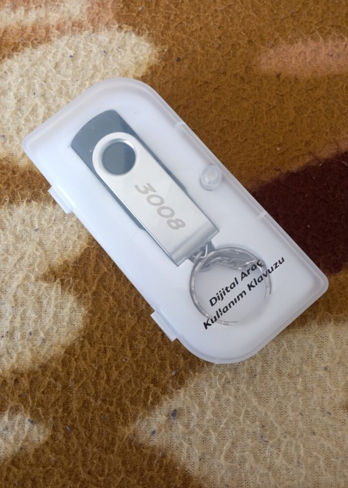 PEUGEOT 3008 USB BELLEK ANAHTARLIK - Görsel 2