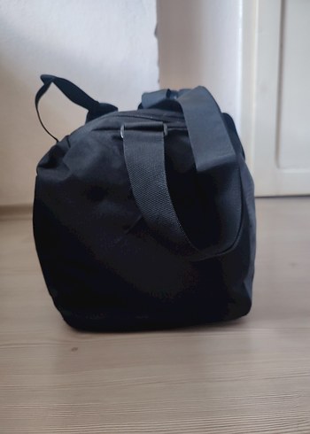 SIFIR ORJİNAL UNİSEX PUMA SPOR ÇANTASI - Görsel 3