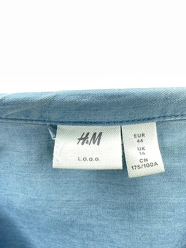 44 Beden mavi Renk H&M Gömlek %70 İndirimli.
