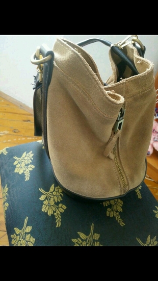 zara çanta