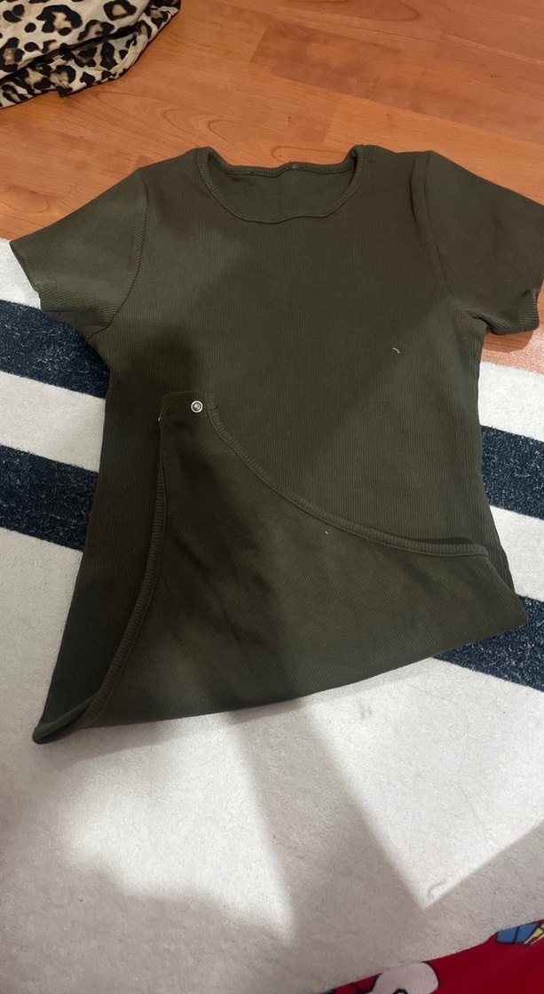 Kahverengi Kısa Kollu Hamile Tişörtü - Görsel 2