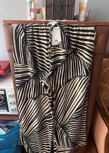 Zebra Desenli Pilili Kadın Kumaş Pantolon