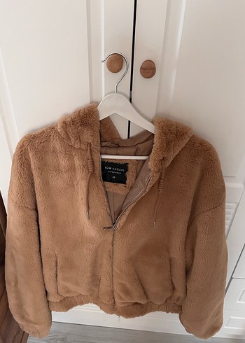 38 Beden camel Renk Kadın Kapüşonlu Bej Peluş Mont