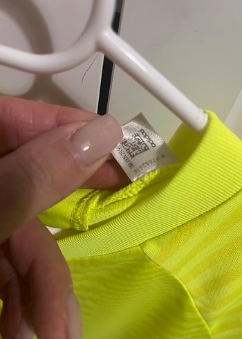 Beden sarı Renk Adidas Erkek Sarı V-Yaka Kısa Kollu Forma
