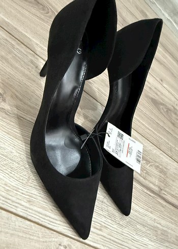 37 Beden Siyah Minimalist Stiletto Topuklu Kadın Ayakkabı