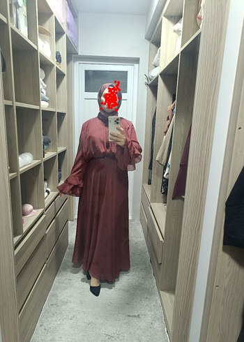 Bordo şahane dökümlü abiye