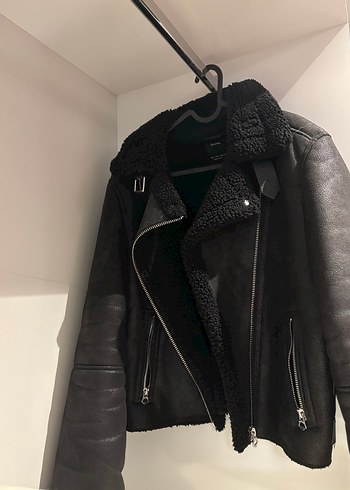 Bershka l