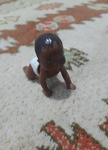 Mini oyuncak bebek