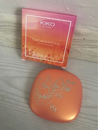 Kiko Tuscan Sunshine Perfecting Powder