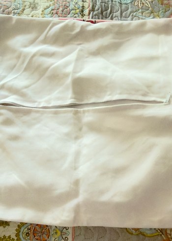 Pembe Desenli Yastık Kılıfı - Görsel 2