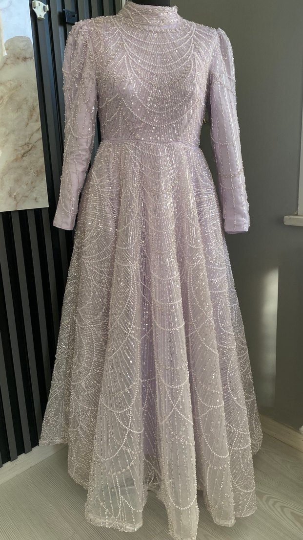 Parlak İşlemeli Mor Uzun Abiye Elbise - Görsel 4