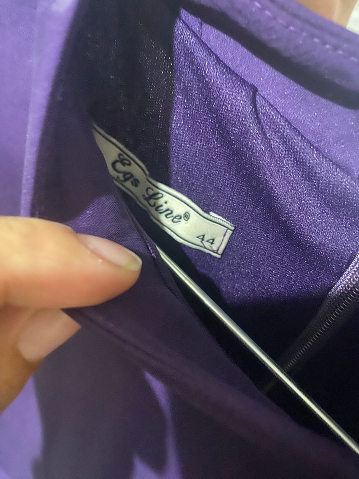 Uzun Mor Fırfırlı Gotik Kadın Elbise - Görsel 4