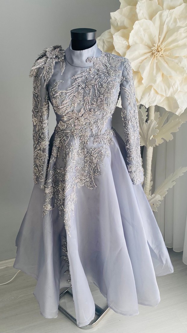 Drapeli İşlemeli Gri Uzun Abiye elbise - Görsel 2