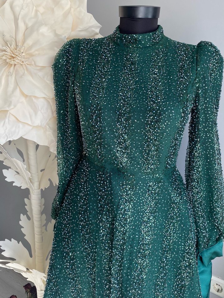 Kadın Parlak Yeşil Vintage Uzun Abiye Elbise - Görsel 5