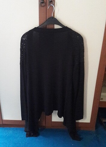 l Beden siyah Renk Batik siyah hırka