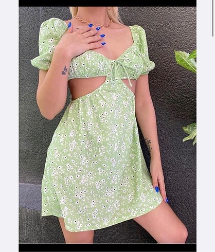 Bershka Dekolteli Elbise