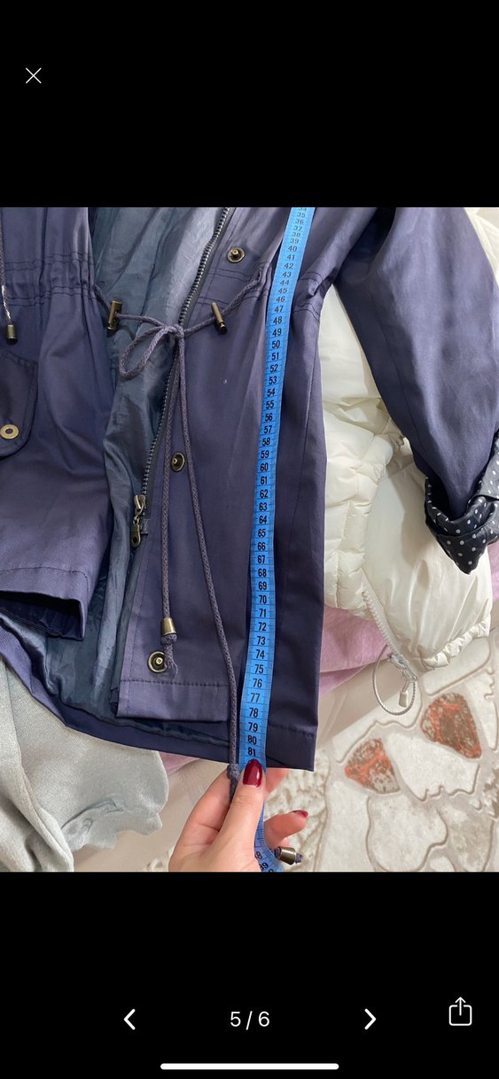 Düğmeli Uzun Lacivert Kadın Yağmurluk - Görsel 5