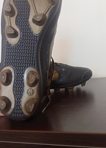 41 Beden Nike Erkek Siyah Baskılı Futbol Ayakkabısı