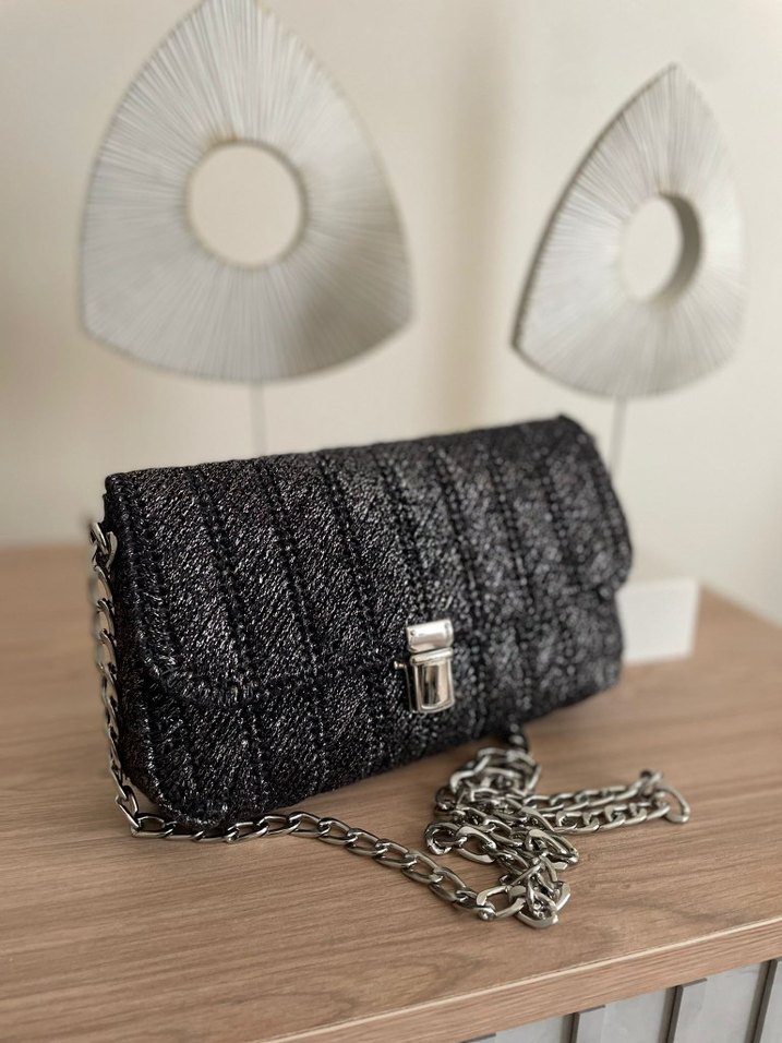 Zincir Detaylı Siyah Örgü Kadın Çanta - Görsel 2