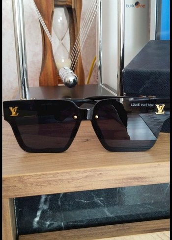 Siyah Kadın Gözlüğü /Louis  Vuitton - Görsel 5