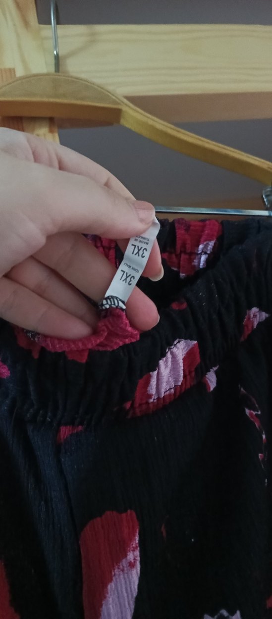 Kadın Kırmızı Batik Desenli bol paça pantolon - Görsel 3