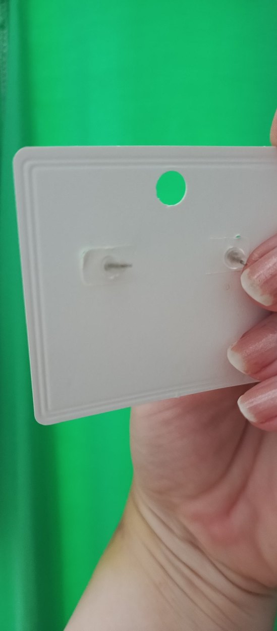 Altın Renkli Mini Tokalı Küpe - Görsel 4