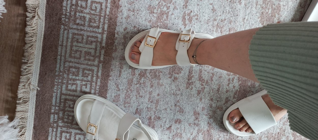 Beyaz Tokalı Kadın Platform Sandalet - Görsel 5