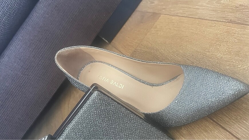 36 Beden Sofia Baldi Stiletto ve portföy çanta
