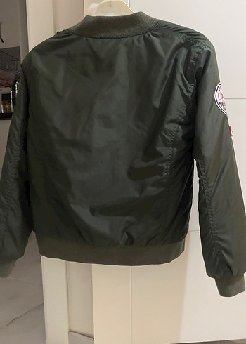 Bershka Baskılı Kadın Bomber Ceket