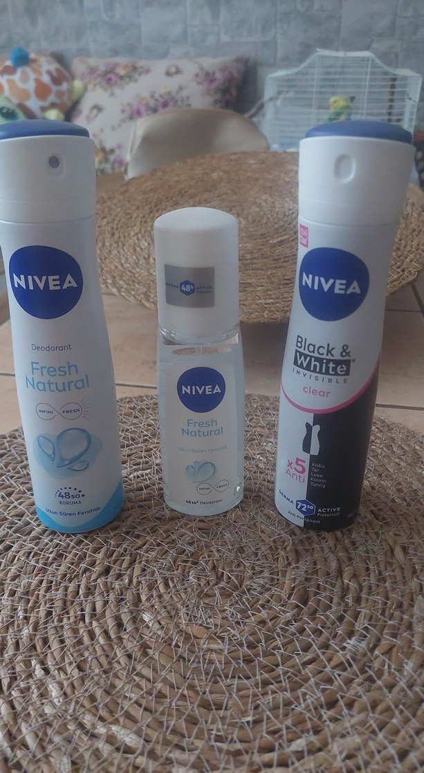 Nivea Kadın Deodorant Fresh Natural & Black & White hepsi - Görsel 2