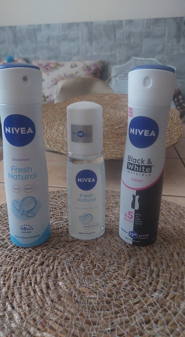 Nivea Kadın Deodorant Fresh Natural & Black & White hepsi - Görsel 4