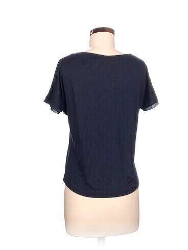 34 Beden More&More T-shirt %70 İndirimli.