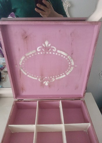 Çiçek ve Kelebek Temalı ahşap boyama takı kutusu - Görsel 4