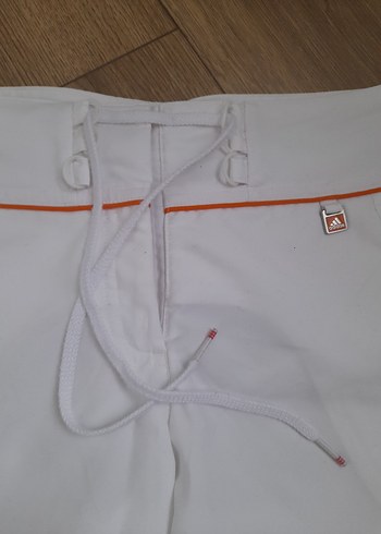 Adidas Beyaz Spor Şort Bermuda - Görsel 2