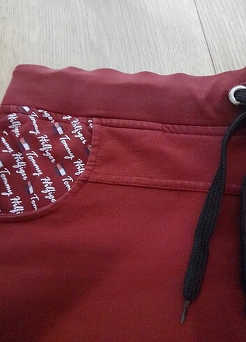 l Beden bordo Renk Tommy Hilfiger L beden penye şort