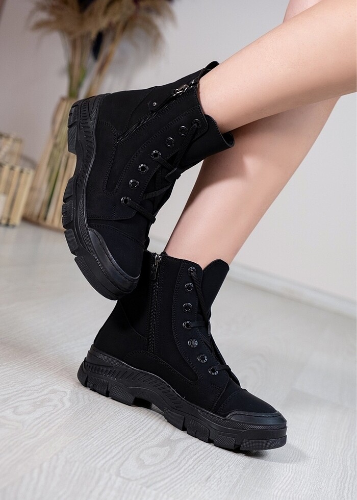 KADIN BOT - Görsel 2